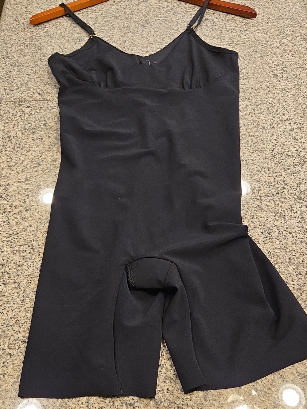 Commando Black Classic Control Bodyshort Bodyfit V-Neck Light Control Size M NWT - Picture 4 of 12